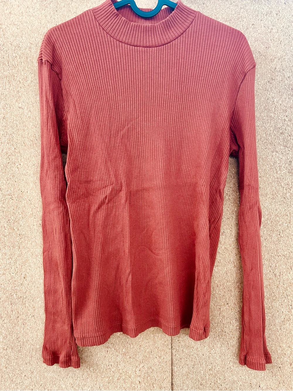 Uniqlo Ribbed Mock Neck Long-Sleeve Top